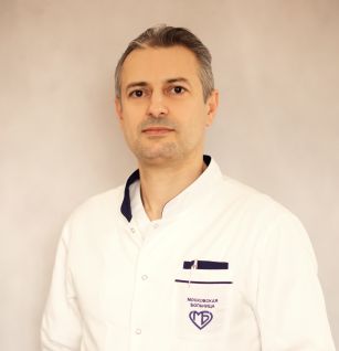 Асадов Руслан Низамиевич